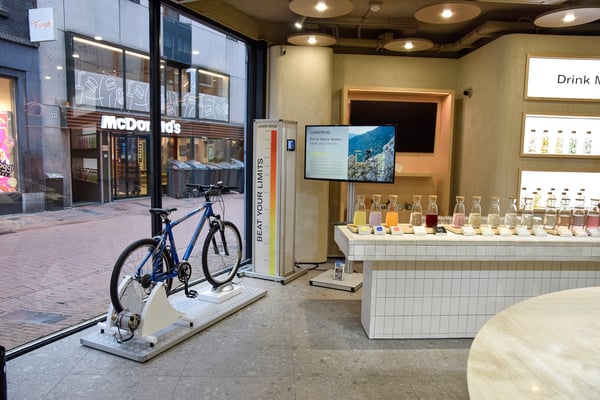 EnergyBike Physik 3 - in der Ausführung als FitnessBike für einen Hersteller von Sportgetränken