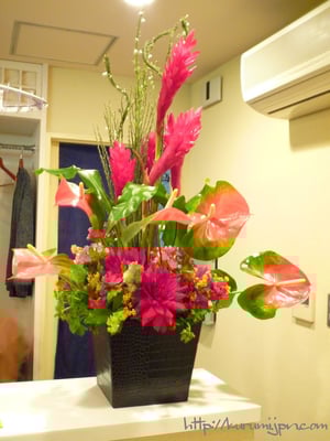 生け込み：カウンターの花