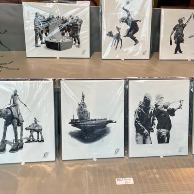 Street Art Adultremix War Tiles in der Galerie rfzk Nürnberg