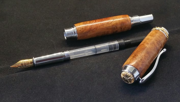 Plume Loupe d'Amboine