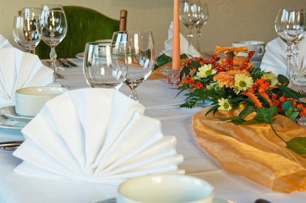 Gasthof Hartlef, Stade, Saalbetrieb, Tisch-Dekoration