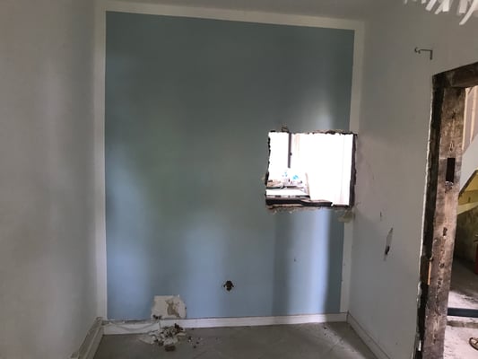 Sanierungsphase - Denkmalgeschütztes Altstadt Haus Lübeck - Fensteröffnung - Spilker Architektur