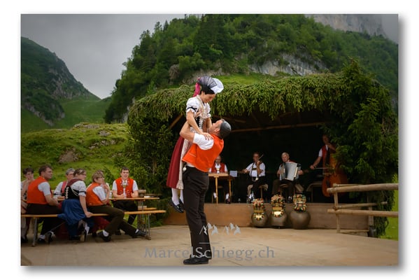 Marcel Schiegg Fotografie, Tradition, Brauchtum, Hierig, Appenzeller Tracht, Berggasthaus Bollenwees