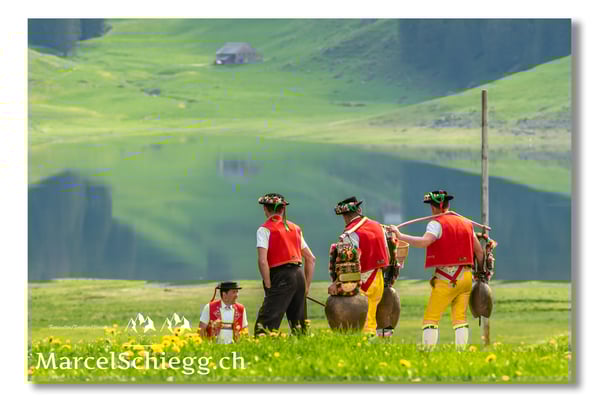 Marcel Schiegg Fotografie, Tradition, Brauchtum, Alpfahrt, Oeberefahre, Appenzell, Alpstein, Sämtis, Sämtisersee