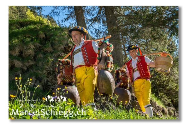 Marcel Schiegg Fotografie, Tradition, Brauchtum, Alpfahrt, Oeberefahre, Appenzell, Appenzellerland, Alpstein, Sämtis, Senntumschellen