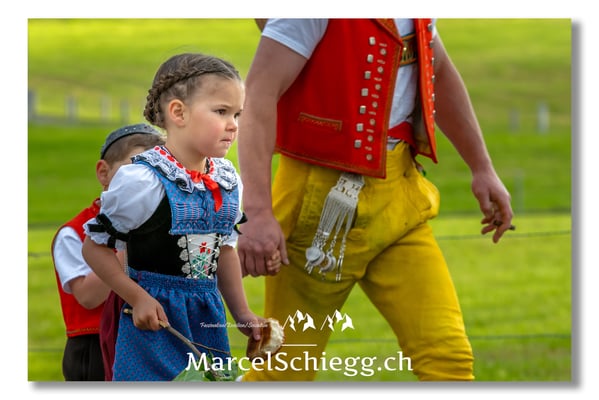 Marcel Schiegg Fotografie, Tradition, Brauchtum, Alpfahrt, Oeberefahre, Appenzell, Appenzellerland