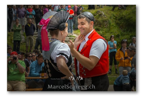Marcel Schiegg Fotografie, Tradition, Brauchtum, Hierig, Appenzeller Tracht, Berggasthaus Bollenwees