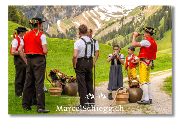 Marcel Schiegg Fotografie, Tradition, Brauchtum, Alpfahrt, Oeberefahre, Appenzell, Alpstein, Sämtis