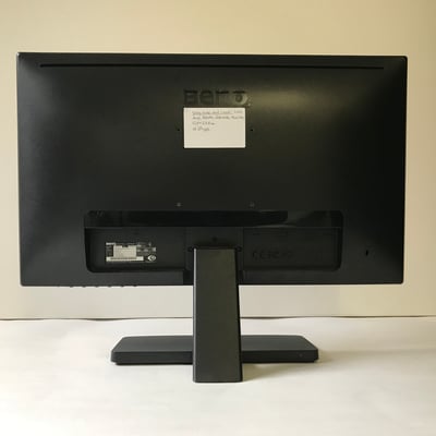 play hide and seek | 2019 | Monitor | 29,8 × 52,8 cm | Acryl, Ölfarbe, Ölkreide | © BuzziArt 2019