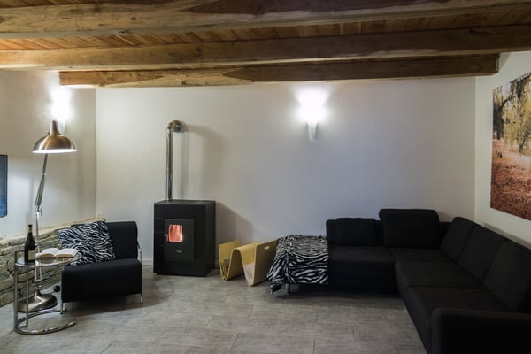 Wohnbereich mit genügend Sitzgelegenheiten, um sich auch mal etwas zurück zu ziehen.