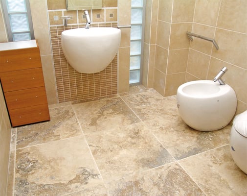 Pavimentazione in Travertino Chiaro