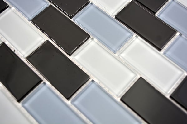 Mosaico Brick CRYSTAL NERO in vetro lucido 25x50mm