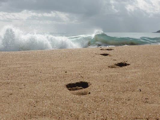 Fussspuren am Saga Beach