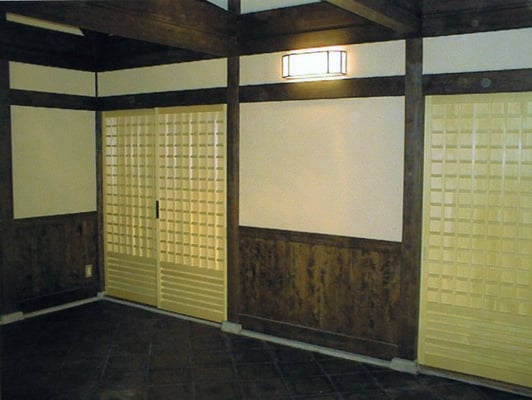 平野郷　全興寺様の建具