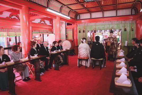 金櫻神社和装婚・金櫻神社挙式をトータルプロデュースしています　金桜神社神殿