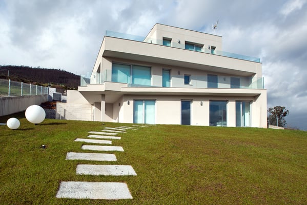 Fachada posterior de vivienda.