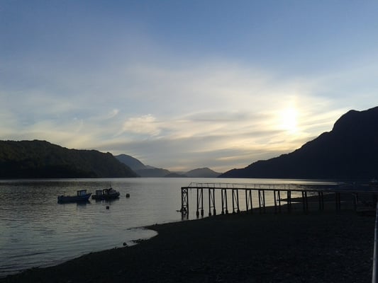 Atardecer en costanera de Hornopirén
