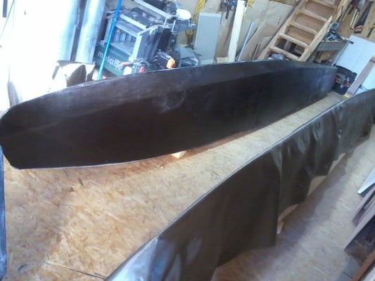 flotteur tribord straté et le babord en attente