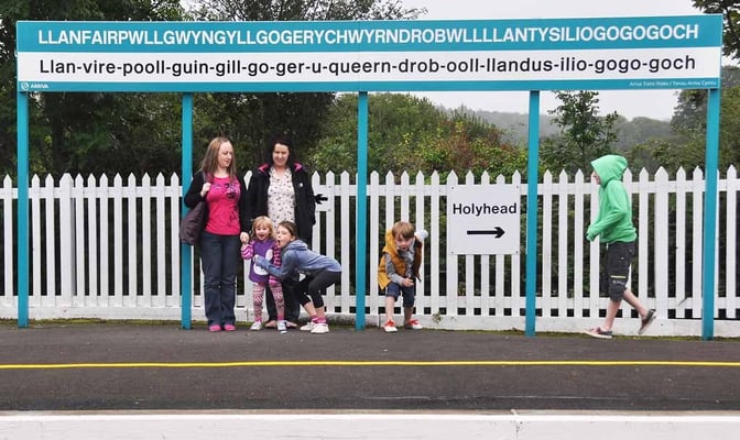 Wales, längster Bahnhofname der Welt?