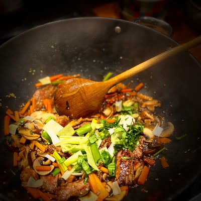  Preparation: Japchae | Beef fillet and mushrooms on glass noodles