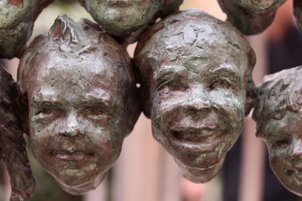 Buste-Statue-Sculpture-Monumentale-Bronze-Regards-d-Enfants-Sculpteur-Langloÿs