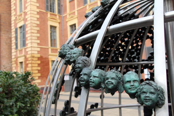 Buste-Statue-Sculpture-Monumentale-Bronze-Regards-d-Enfants-Sculpteur-Langloÿs