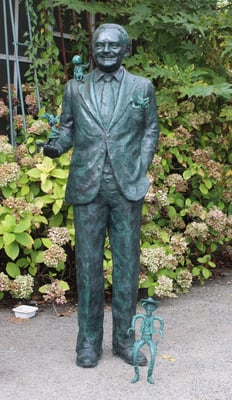 Buste-Statue-Sculpture-Bronze-René-Goscinny-Sculpteur-Langloÿs