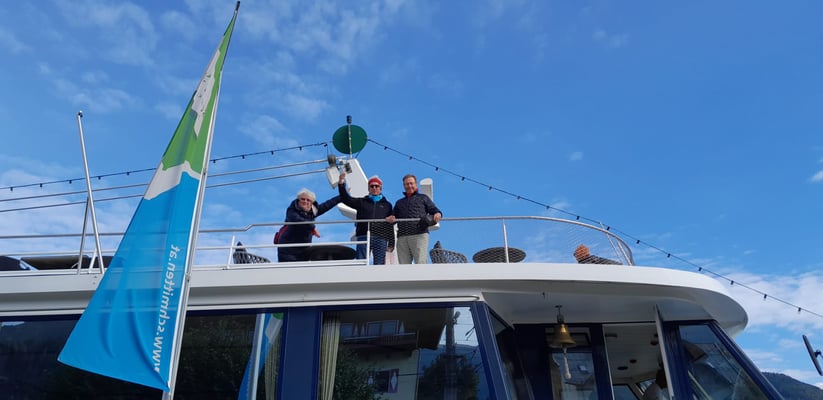 Am Schiff...Panoramafahrt