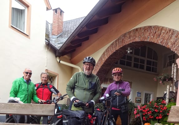 Beim GH Bräuer angekommen