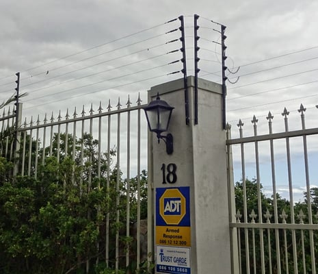 Alle Villen hoch gesichert!