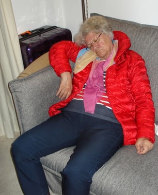 geschafft im Hotelzimmer