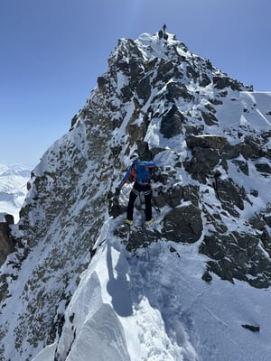 Bergführer Skidurchquerung Berner Oberland Mönch Finsteraarhorn Großes Grünhorn Mönch