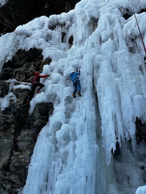 Bergführer Eisklettern Eiskletterkurse