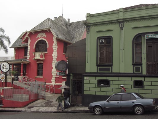 Häuserfassaden. (Largo da Ordem)