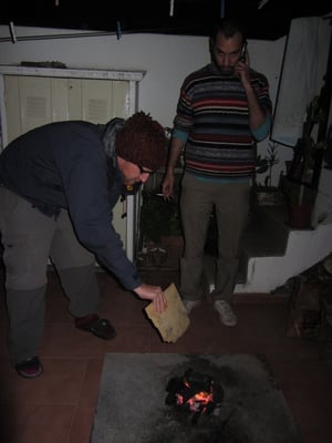 So ein Asado ist harte Arbeit, dauert sehr lange und muß von einem professionellen Asador betreut werden.