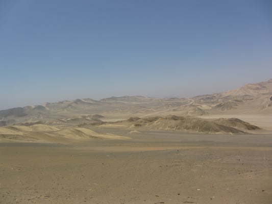 Unglaubliche Landschften auf dem Weg nach Lima.