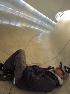 „Man muss gegen die funktionalistische Architektur ankämpfen, die sich des armierten Betons bedient, um rechtwinklige und öde Räume zu gestalten.“  – Oscar Niemeyer