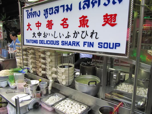 Haifischflossensuppe in Chinatown.