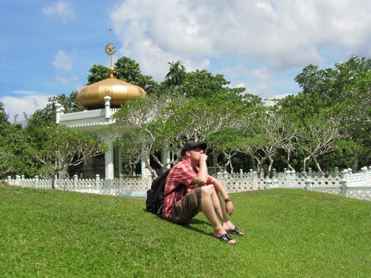 Das Kota Batu Mausoleum.