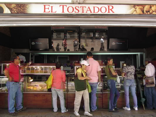 "El Tostador" - Der Röster verkauft Nüsse, Kaffee und allerhand Anderes.
