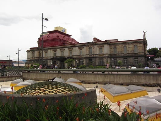 Der Bau des Nationaltheaters ist San Joses großer Stolz.