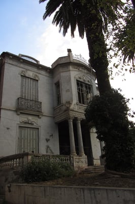 Wer Geld hat wohnt hier...