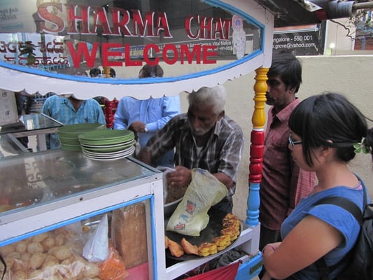 Wirklich billige Straßensnacks... und wirklich gute dazu.