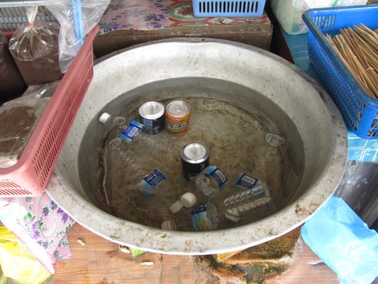 Kühlschrank auf dem Markt.