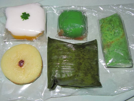 Süßigkeiten. Die Indonesier haben ein fabelhaftes Talent bei der Herstellung von wirkliche süßen Dingen.