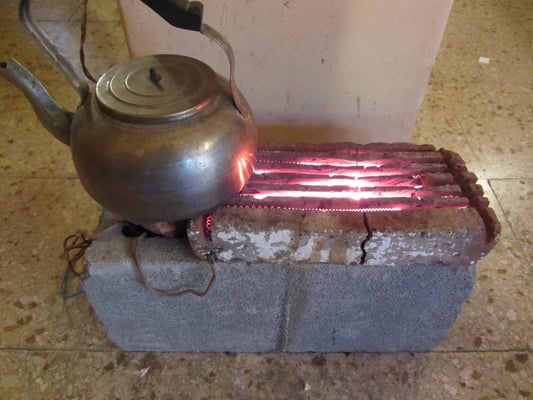 Selbstgebauter Wasserkocher im Haus unseres Gastgebers.