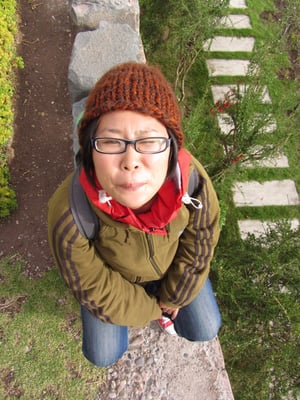 Von der Sonne geblendet.