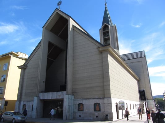 Oh mein Gott, was für eine hässliche Kathedrale.