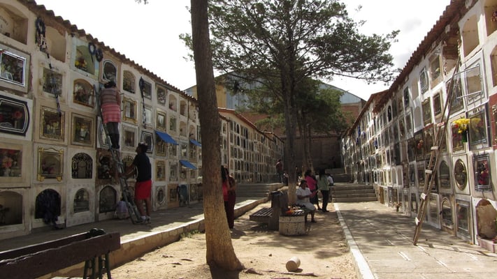 Tausende und abertausende Menschen fanden hier ihre letzte Ruhestätte.