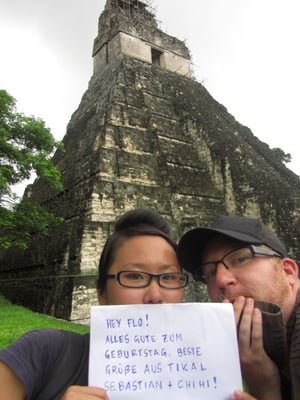 Flos Geburtstagsglückwünsche vor Templo I.
